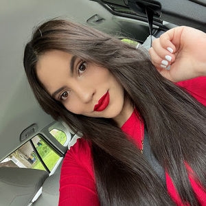 Meet your Posher, Fiorella alejandra